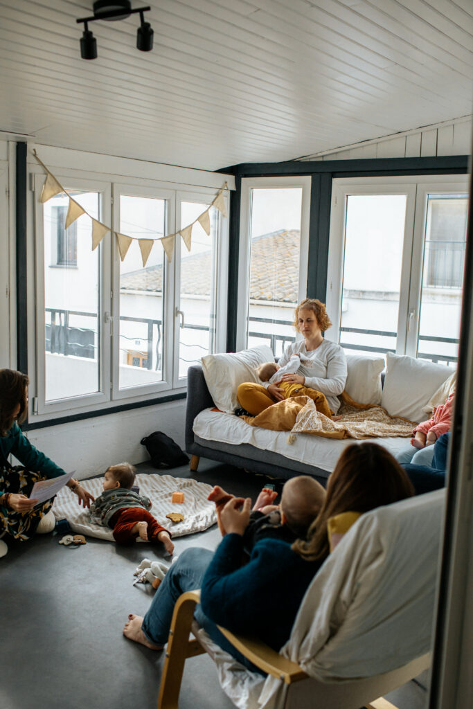 doula narbonne massage femme enceinte grossesse rebozo, maternité périnatalité, parentalité, fiona maillet, accompagnement périnatal, émotionnel, prénatal ,postantal, post natal, soin, cercle de femmes,